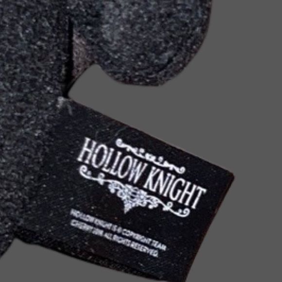 Hollow Knight Wanderer Plush Figure 8" - Picture 3 of 4